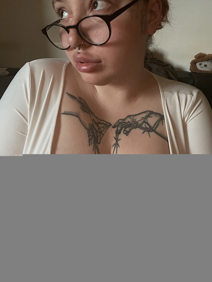 Chubbybaddie (@chubbybaddie), OnlyFans creator