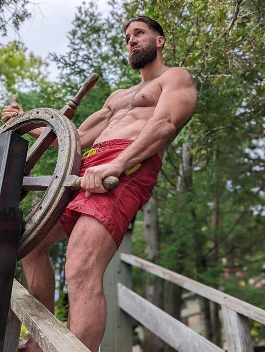Chuckconrad (@chuckconrad), OnlyFans creator