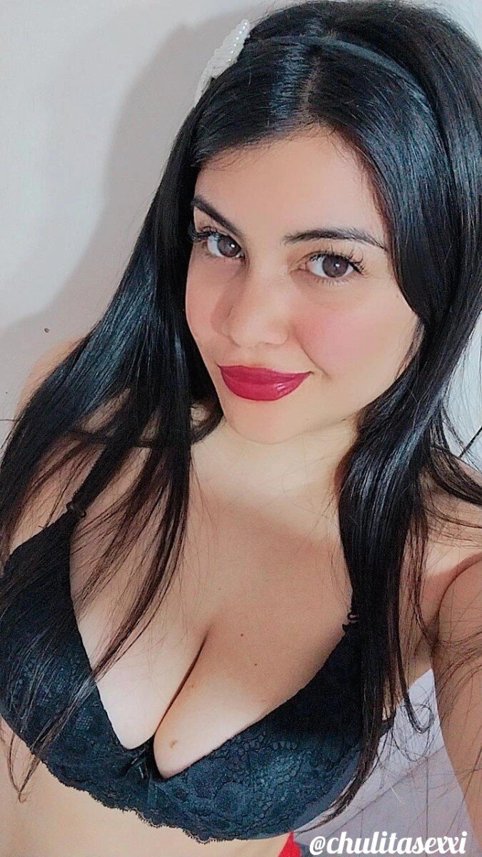 Chulitasexxi (@chulitasexxi), OnlyFans creator
