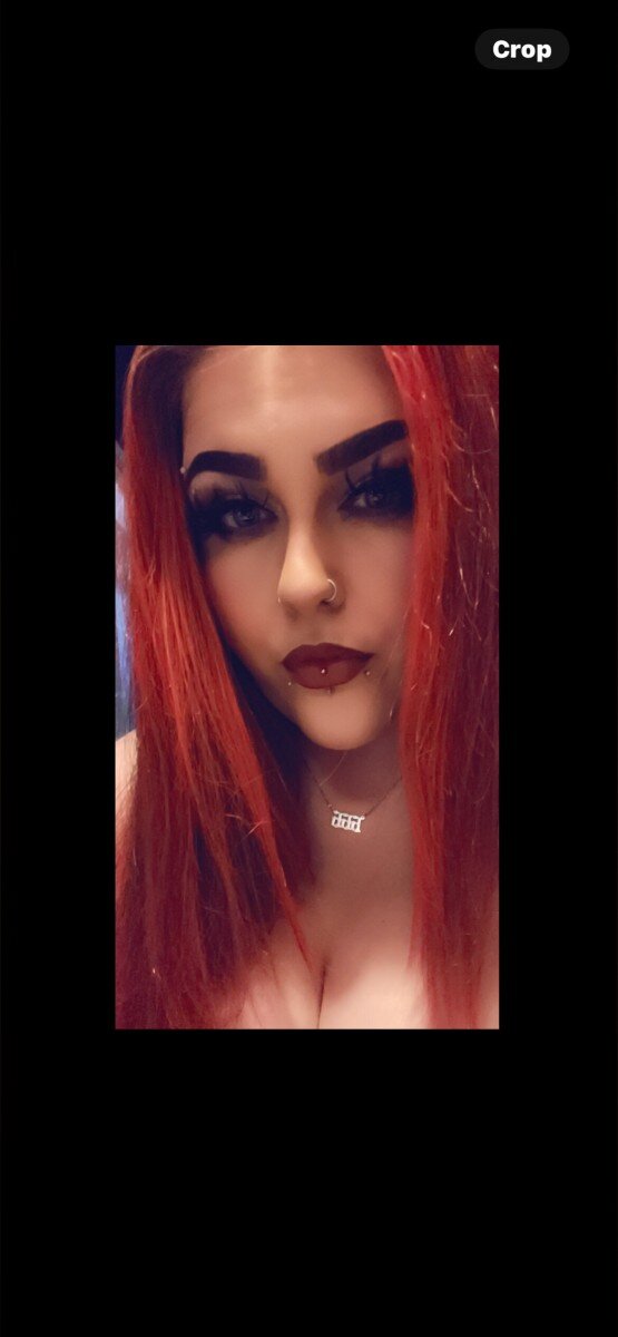 Chunkygothgal26 (@chunkygothgal26), OnlyFans creator
