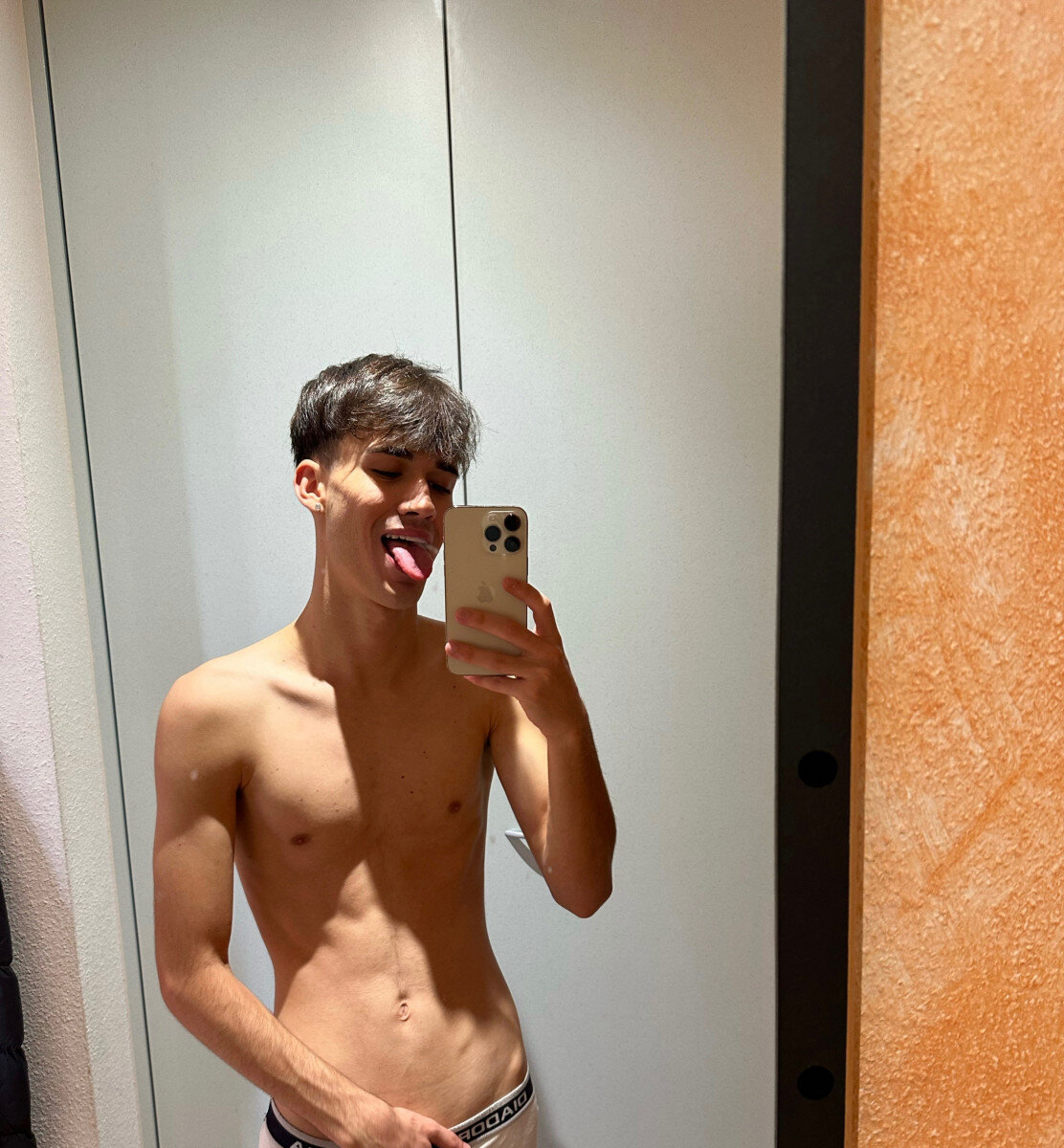 Ciaosonoale (@ciaosonoale), OnlyFans creator