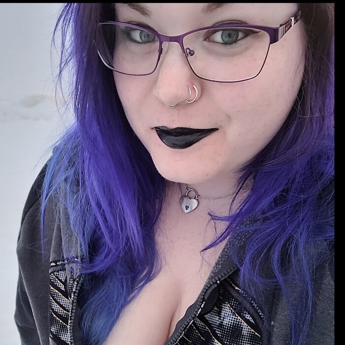 Cinanombunz (@cinanom_bunz), OnlyFans creator