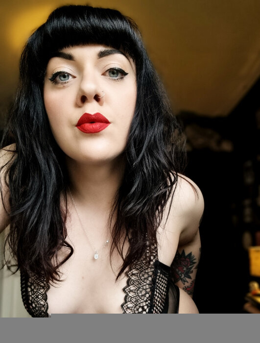 Cinderbellend (@cinderbellend), OnlyFans creator