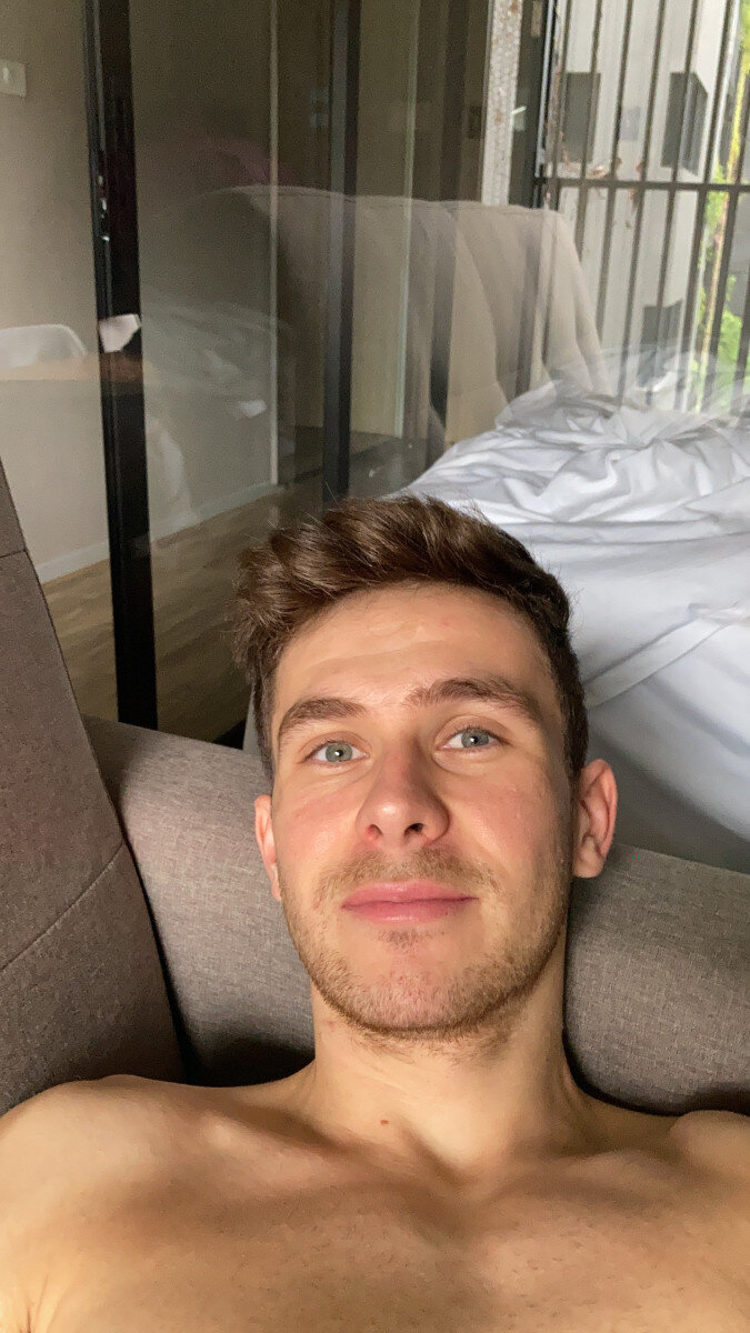 Cinnabarr (@cinnabarr), OnlyFans creator