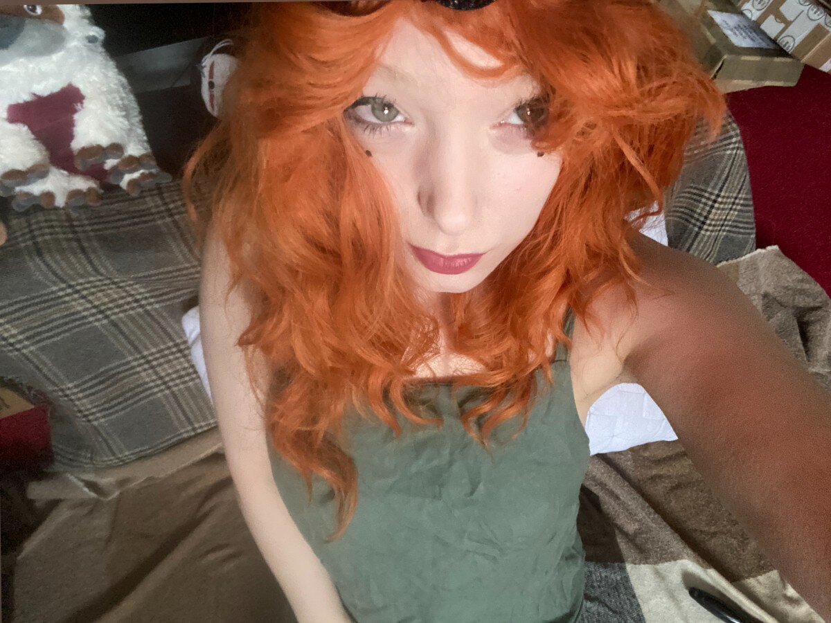 Bea (@cinnamonkitsune), OnlyFans creator
