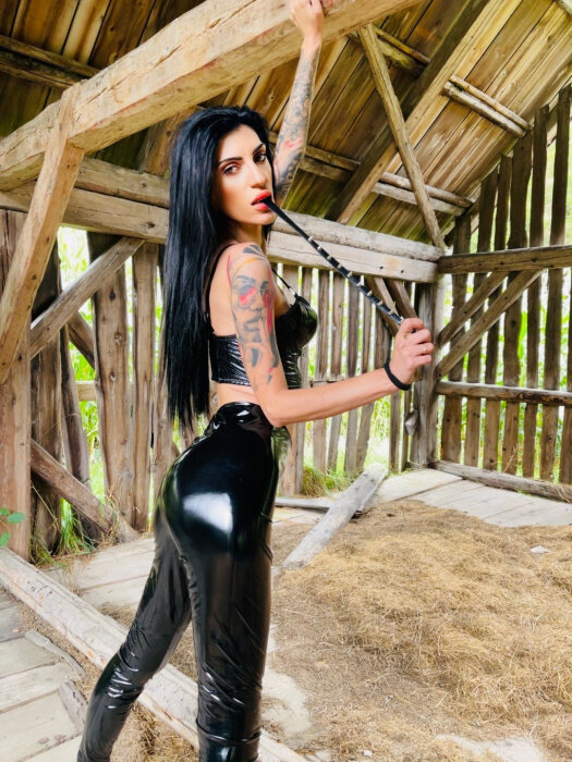 Claramilano (@claramilano), OnlyFans creator