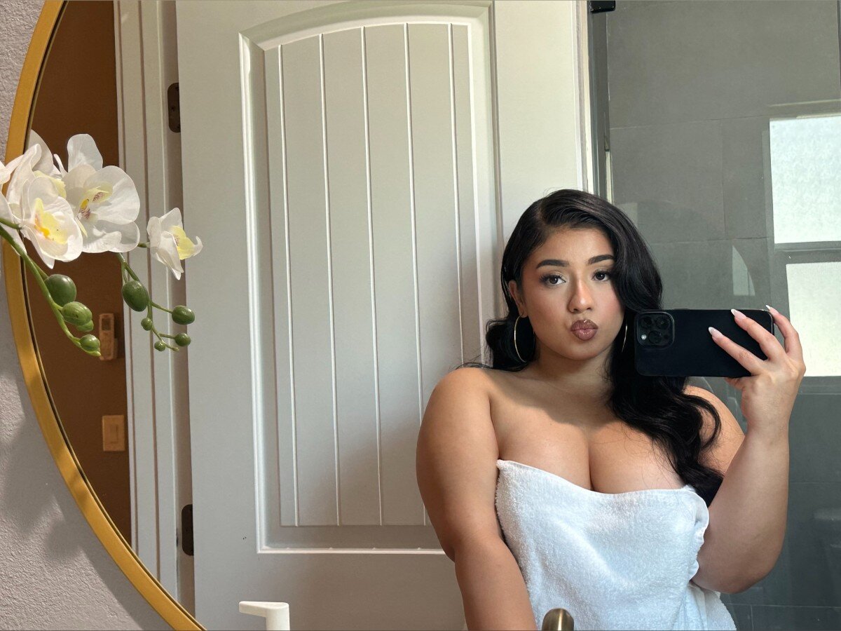 Claritza69 (@claritza69), OnlyFans creator