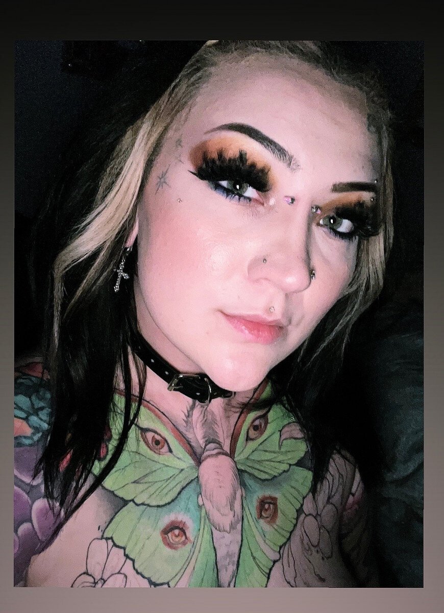 Classylilpeachx (@classylilpeachx), OnlyFans creator