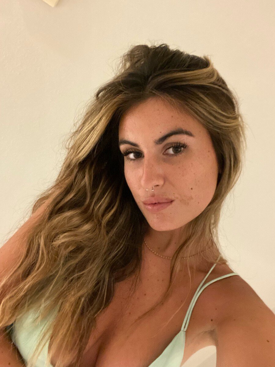 Claudieeetta (@claudieeetta), OnlyFans creator