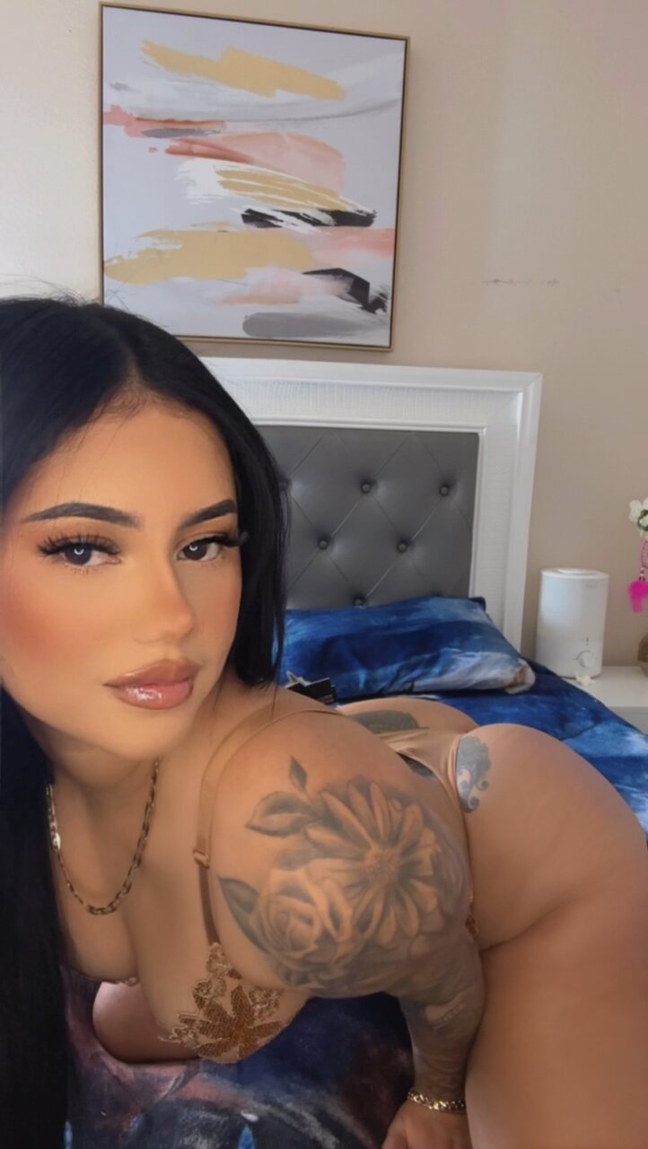 Clauguzman (@clauguzman), OnlyFans creator
