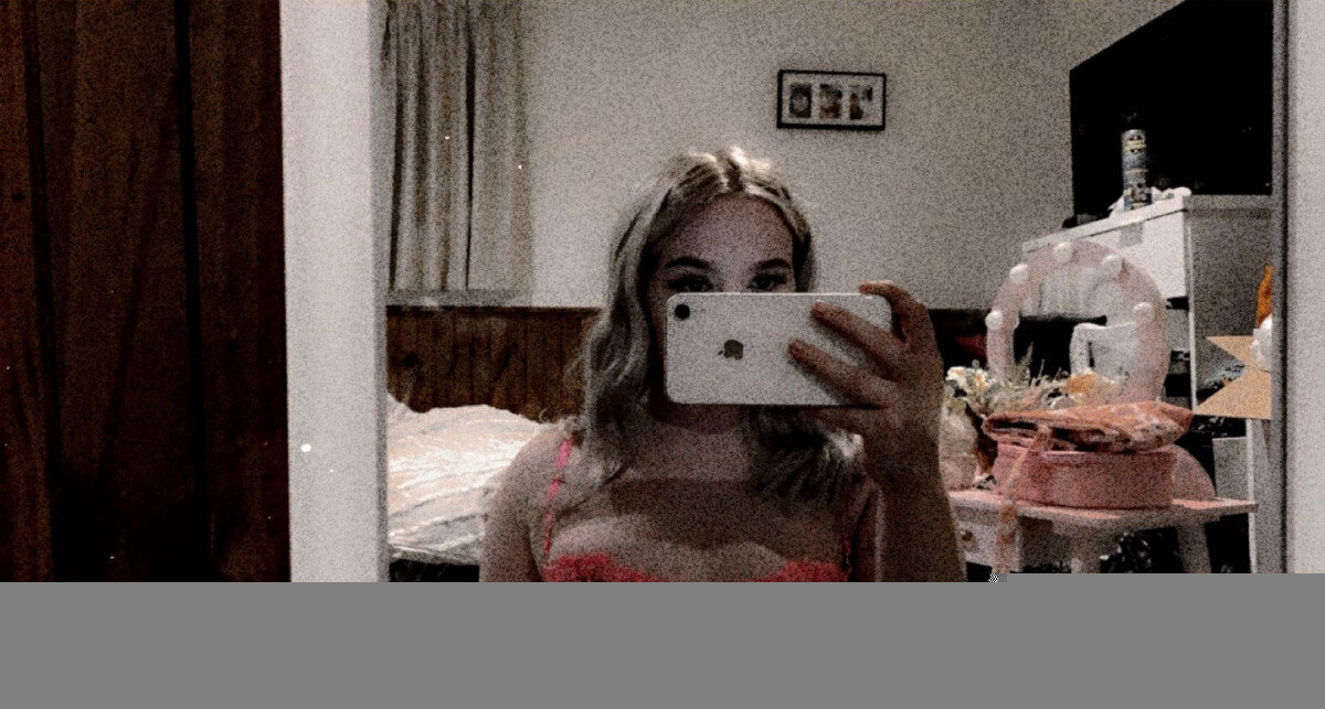 Cleocleo (@cleo_cleo), OnlyFans creator