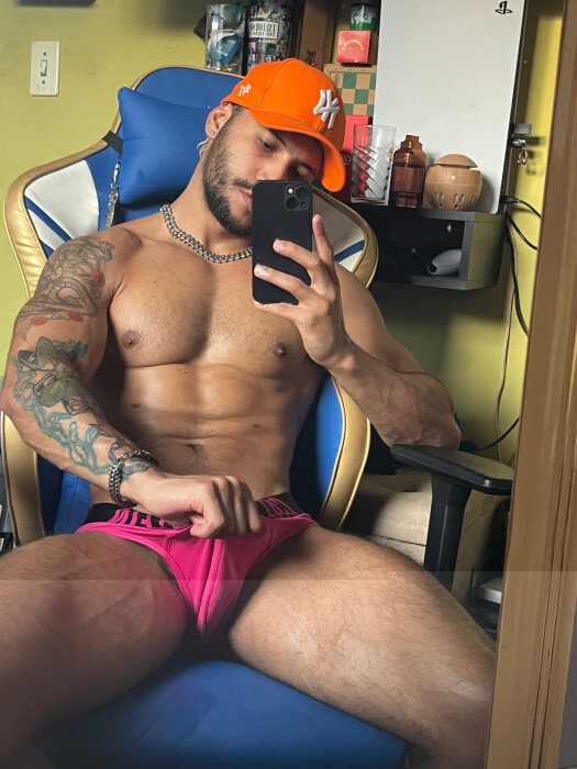 Cleversoncastro (@cleversoncastro), OnlyFans creator