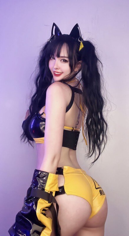 Rae (@clueloh), OnlyFans creator