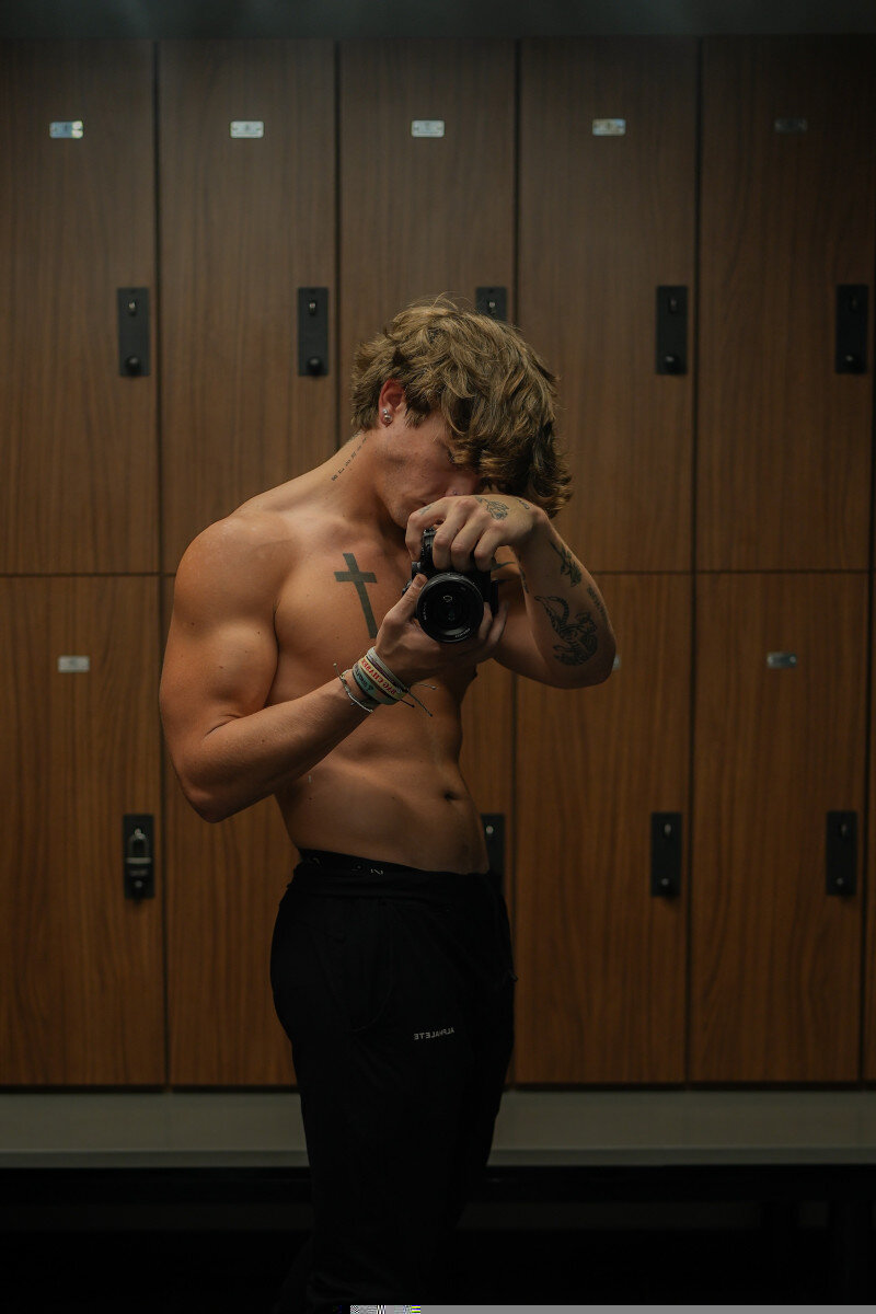 Cmuscle (@cmuscle), OnlyFans creator