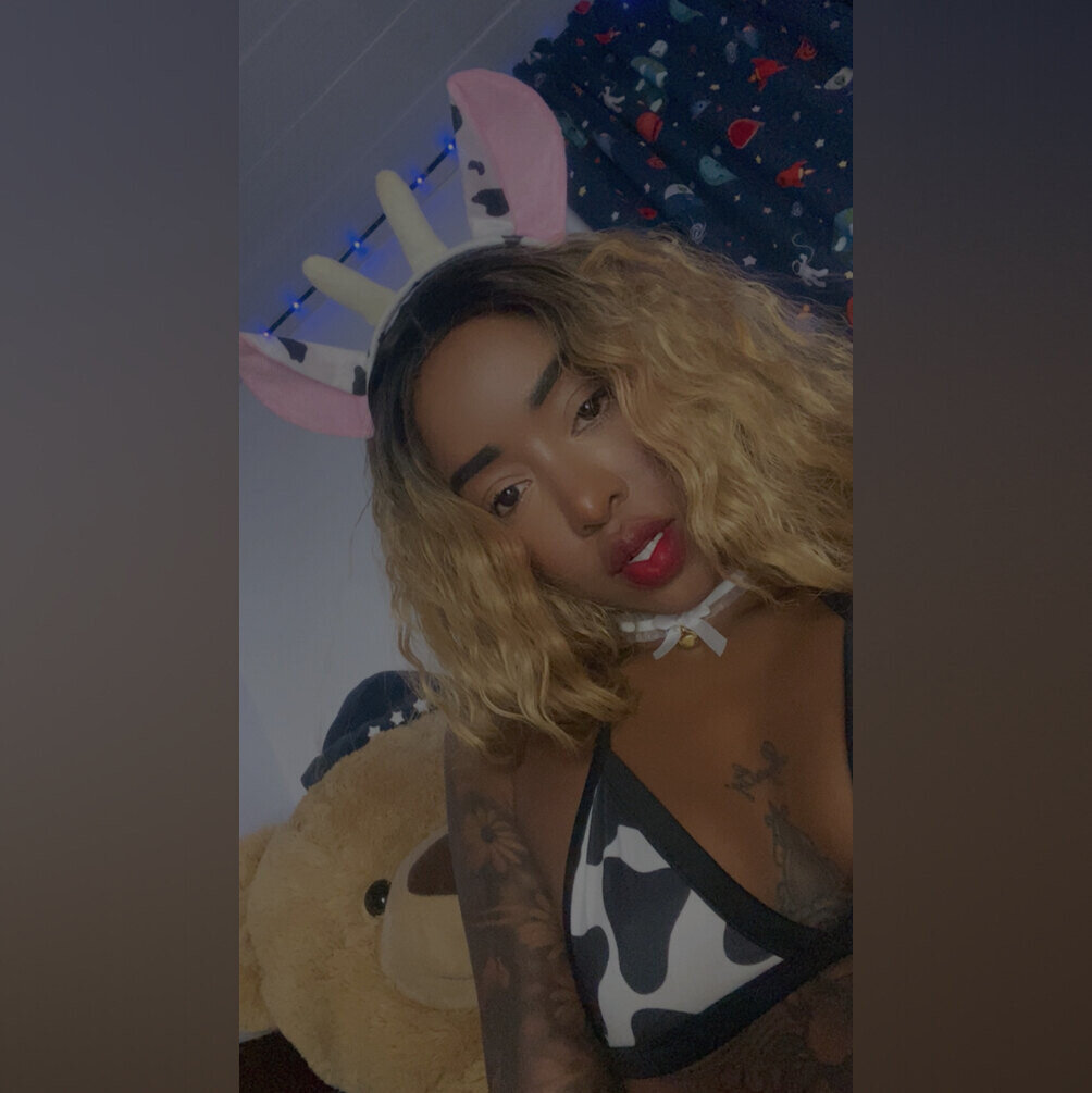 Cocobaddie (@cocobaddie), OnlyFans creator