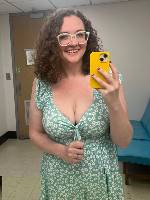 Comfykarenxxx (@comfykarenxxx), OnlyFans creator
