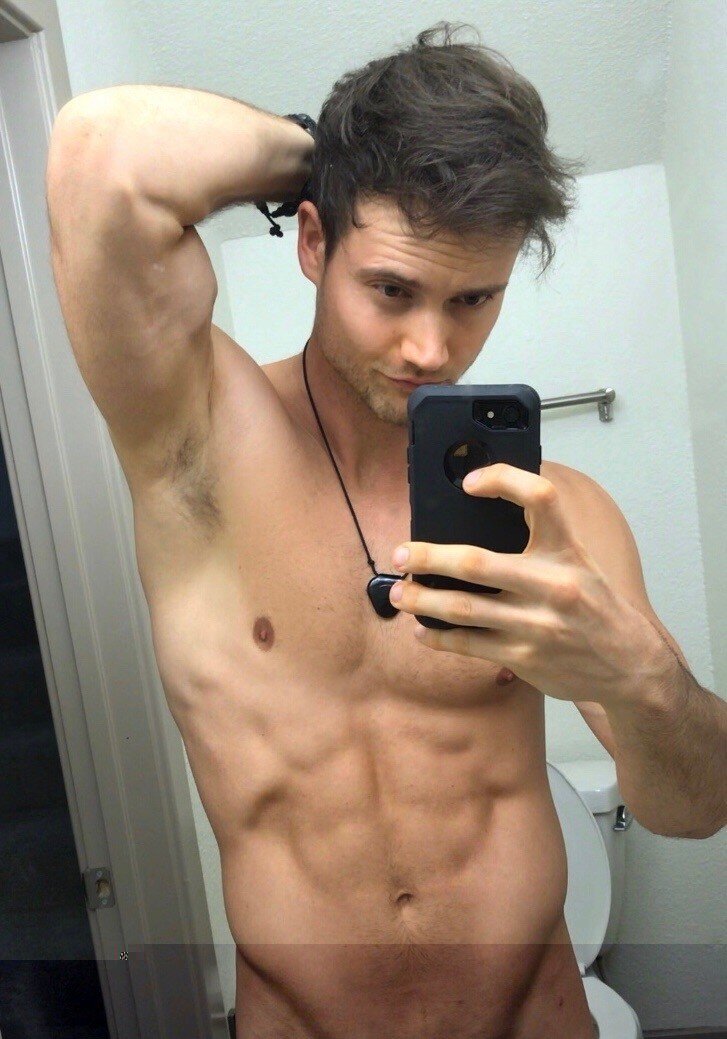 Connorfitness (@connorfitness), OnlyFans creator