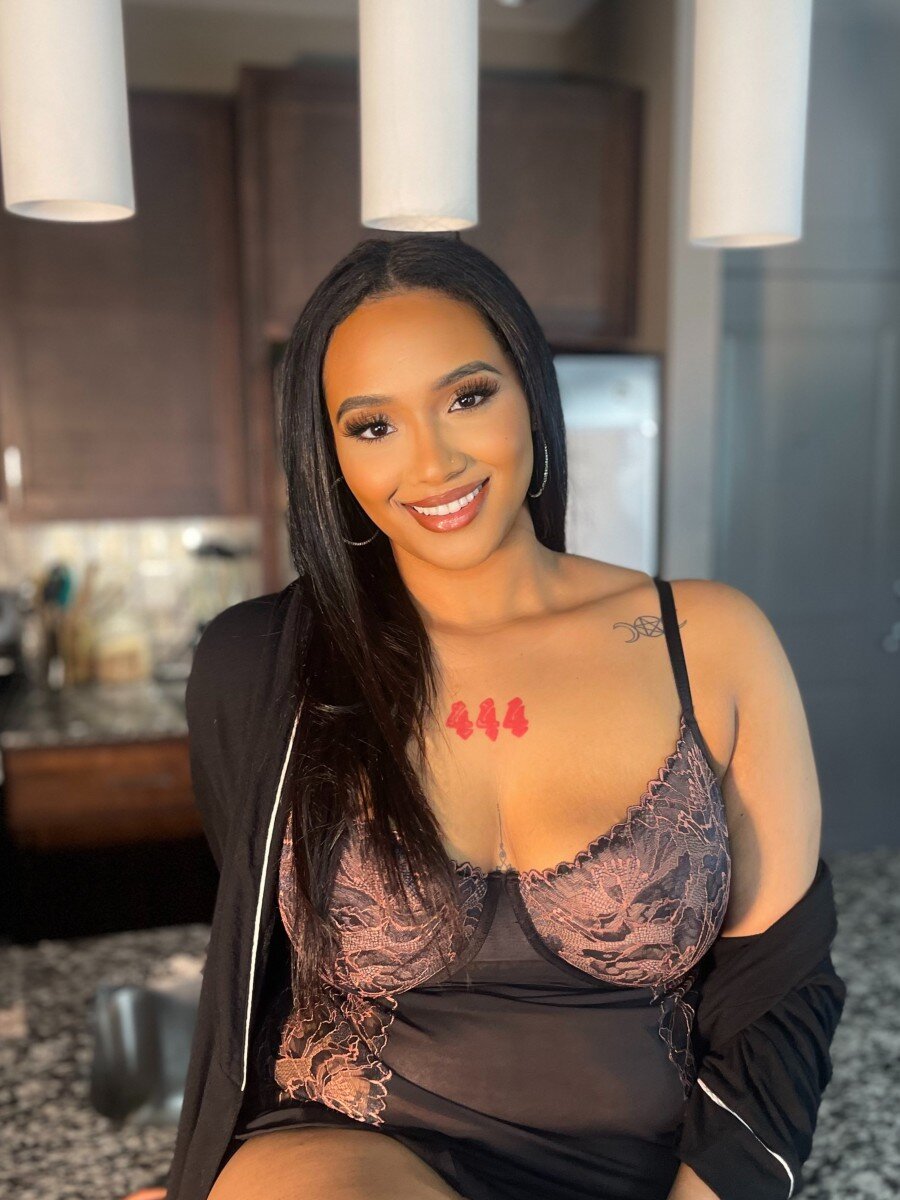 Cookingwithmicol (@cookingwithmicol), OnlyFans creator