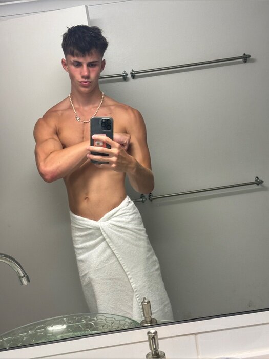 Corderyfit (@corderyfit), OnlyFans creator