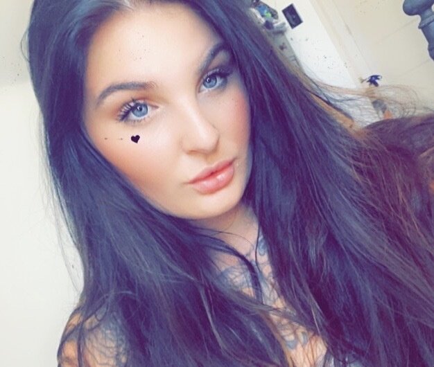 Corinnekay (@corinnekay), OnlyFans creator