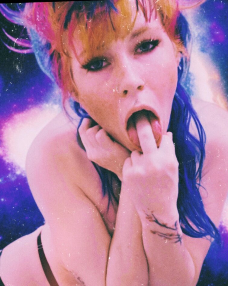 Cosmicbunny96 (@cosmic_bunny96), OnlyFans creator