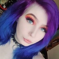 Cosmicbunnixo (@cosmicbunnixo), OnlyFans creator