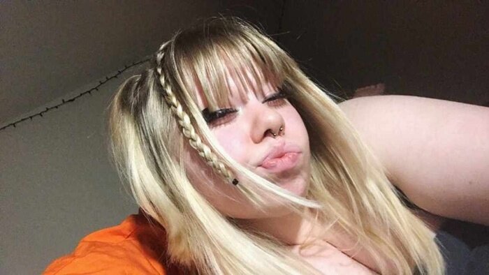 Cosmicellie04 (@cosmicellie04), OnlyFans creator