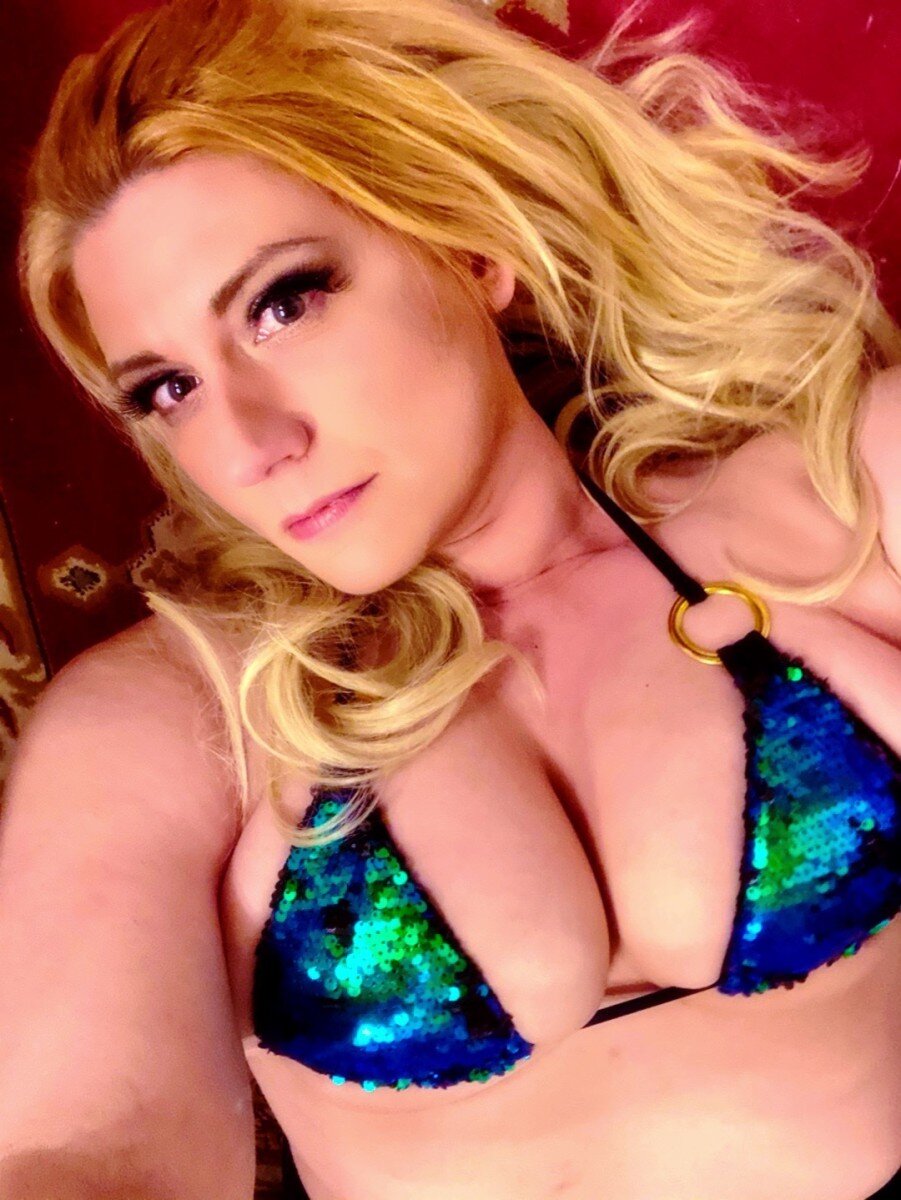 Costuming (@costuming), OnlyFans creator
