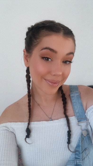 Courtneyamber19 (@courtneyamber19), OnlyFans creator