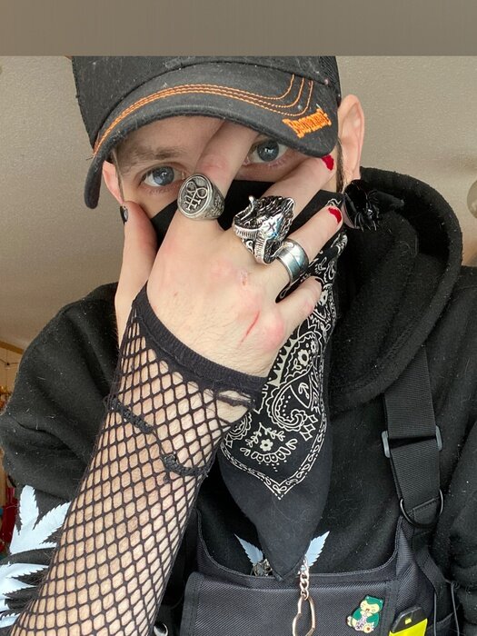 Crash666x (@crash_666x), OnlyFans creator