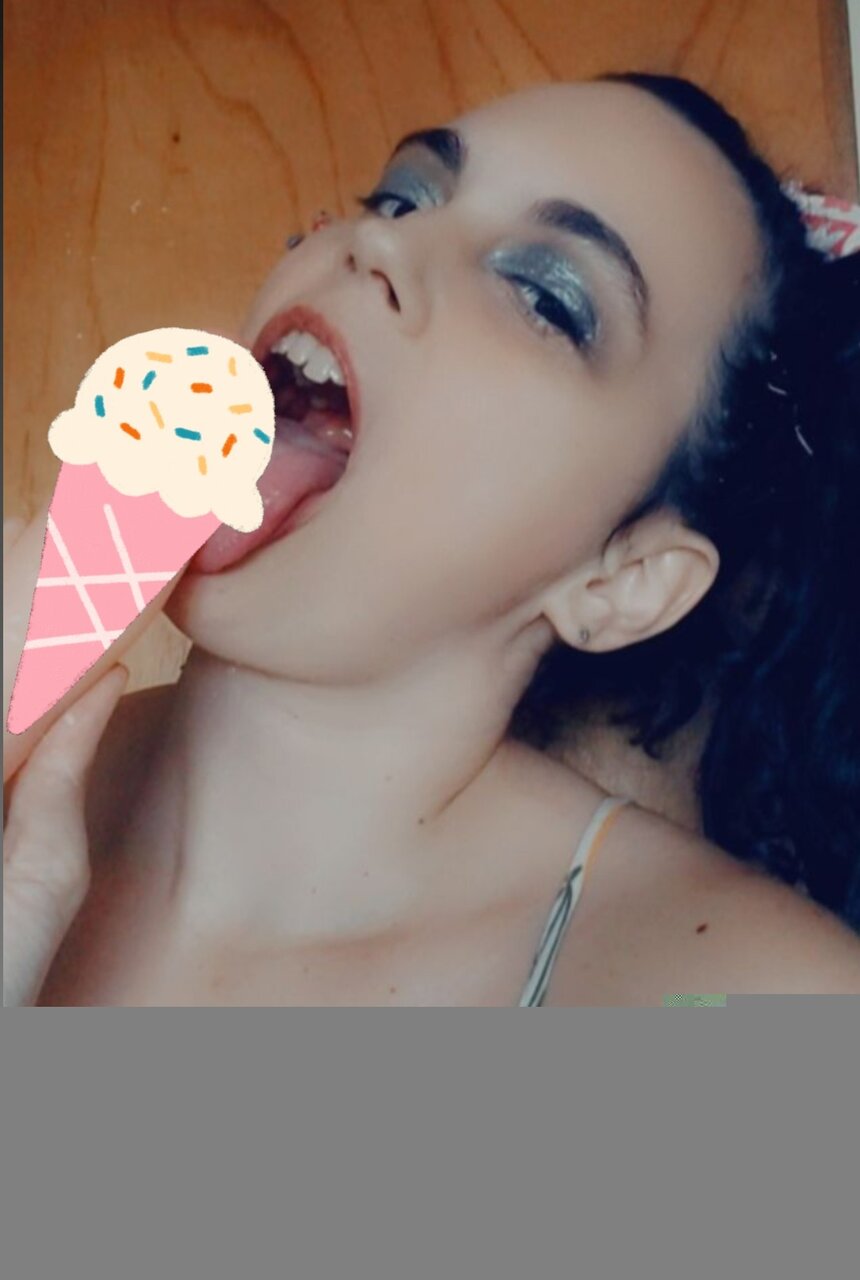 Crazybrunette (@crazybrunette), OnlyFans creator