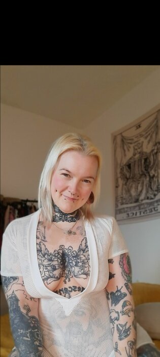 Creadurhapus (@creadur_hapus), OnlyFans creator