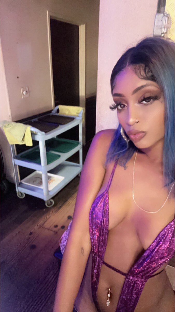 Cream4kaee (@cream4kaee), OnlyFans creator