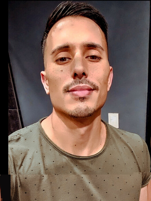 Criis77 (@criis77), OnlyFans creator