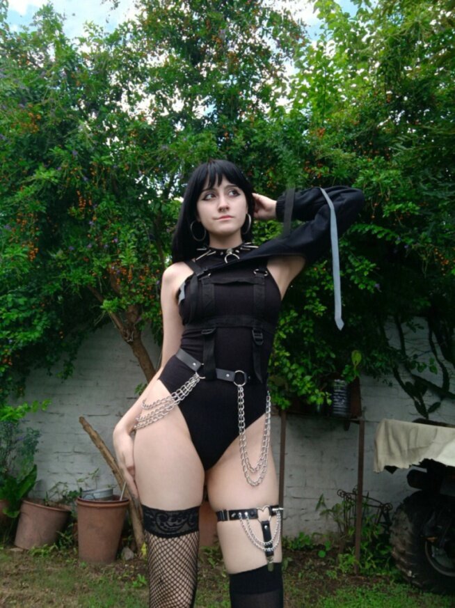 Crisauwu (@crisa_uwu), OnlyFans creator