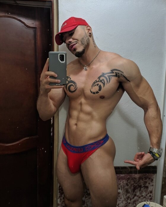 Crisiglesias (@crisiglesias), OnlyFans creator