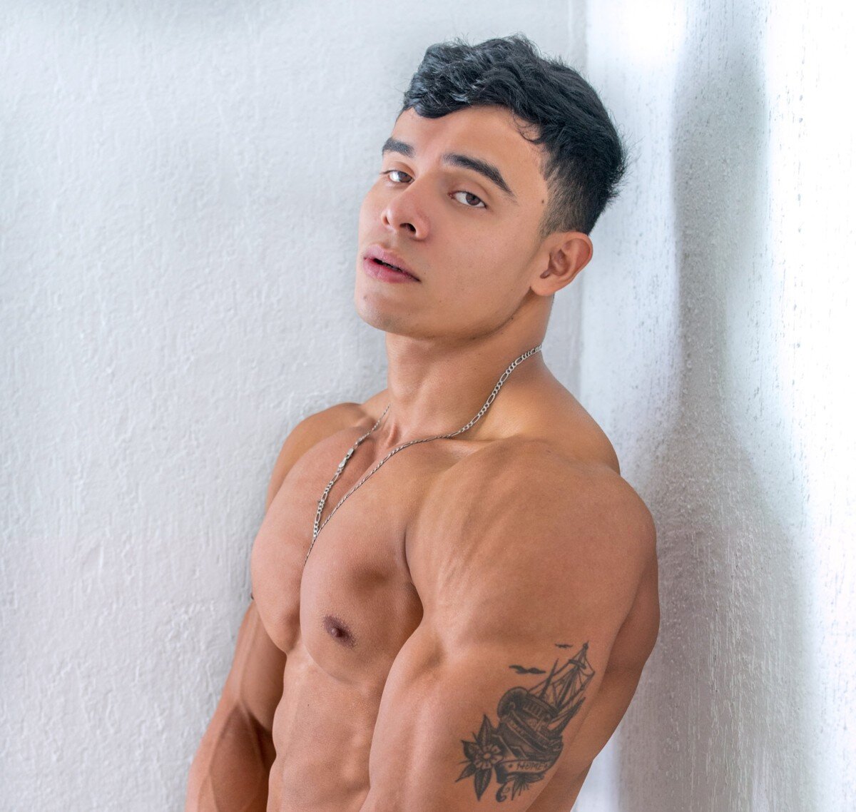 Crisros6 (@crisros.6), OnlyFans creator