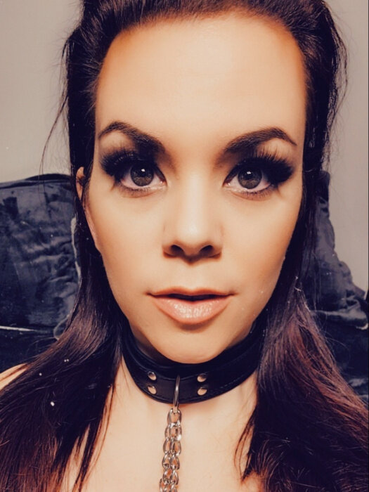 Crissystarrxxx (@crissystarrxxx), OnlyFans creator