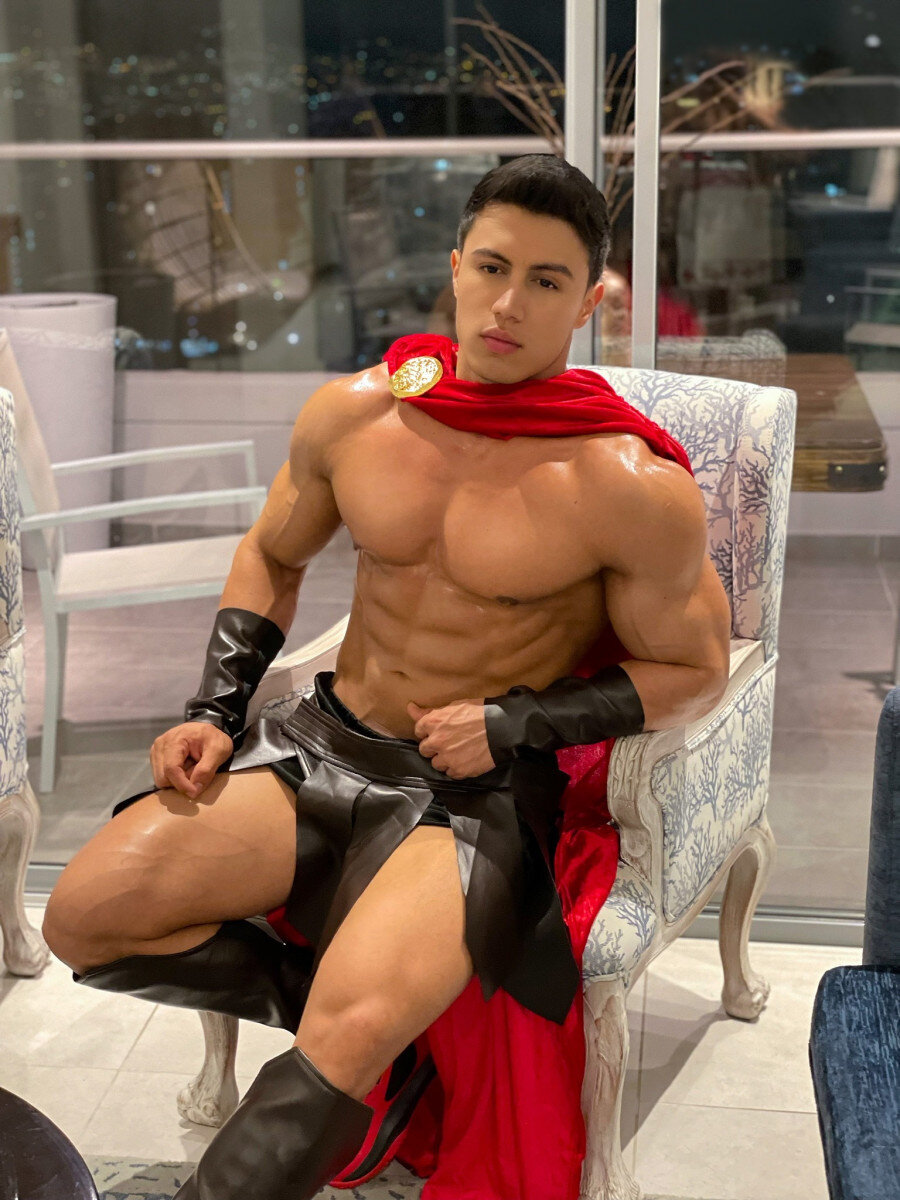 Cristianlopez2 (@cristianlopez2), OnlyFans creator