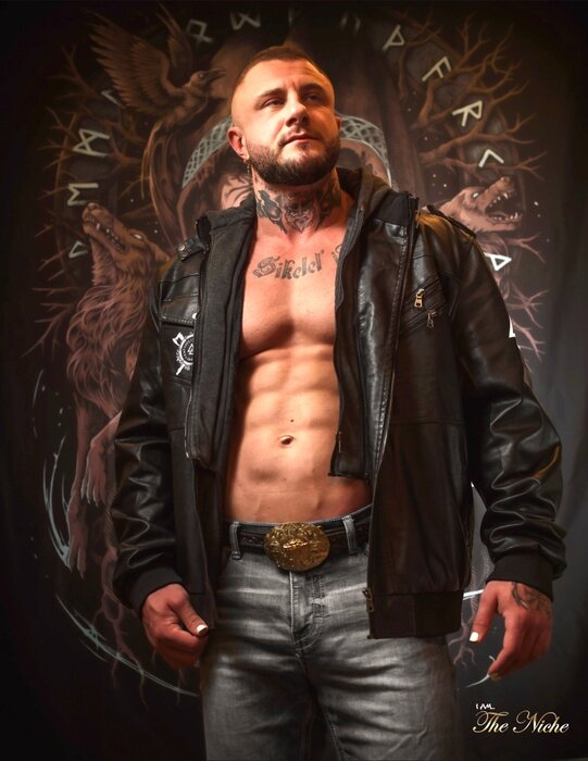 Crushdaddyxxx (@crushdaddyxxx), OnlyFans creator