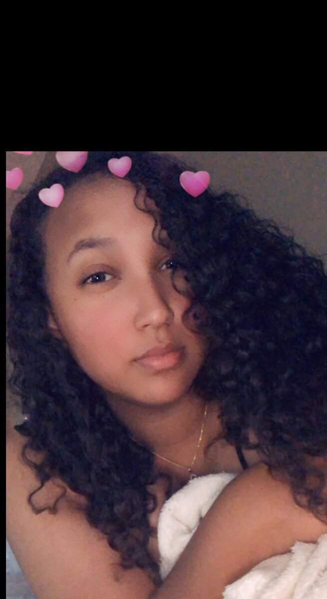 Curlyyycue (@curlyyycue), OnlyFans creator
