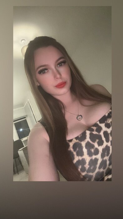 Curvyc25xvip (@curvyc25x_vip), OnlyFans creator