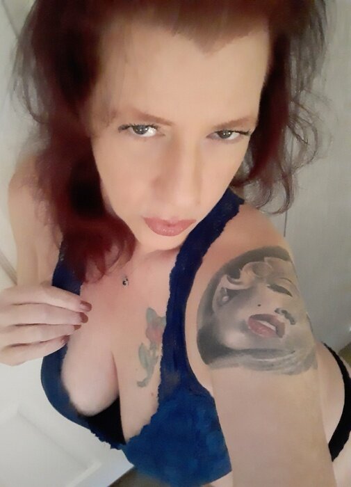Curvylydia (@curvylydia), OnlyFans creator