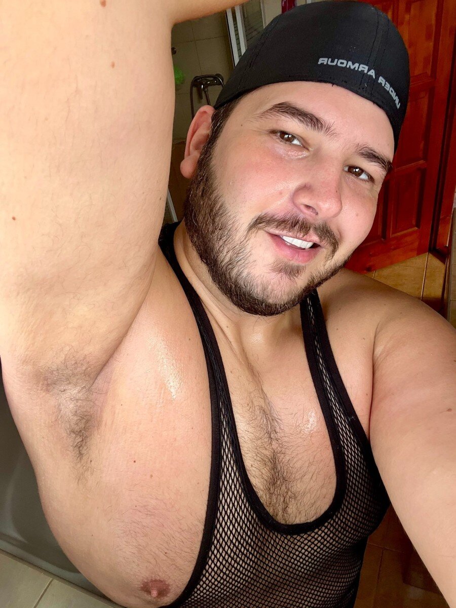 Cutechubby90 (@cutechubby_90), OnlyFans creator