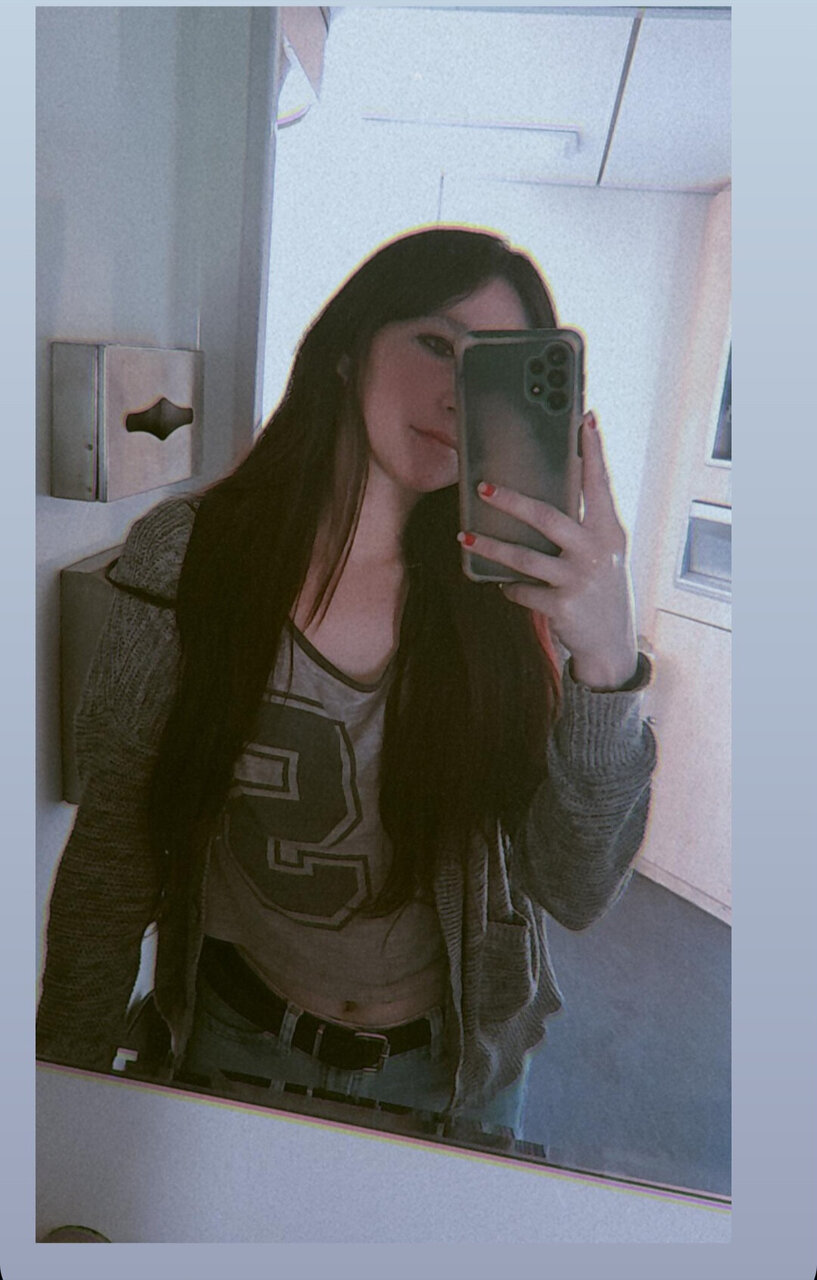 Cutequeen18 (@cutequeen-18), OnlyFans creator