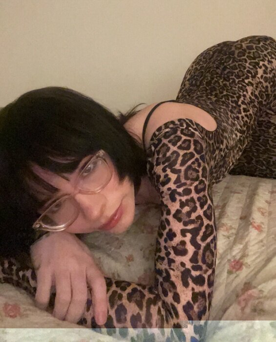 Cyrussleepss (@cyrussleepss), OnlyFans creator