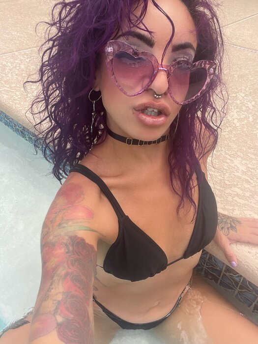 Daceybellefree (@daceybellefree), OnlyFans creator