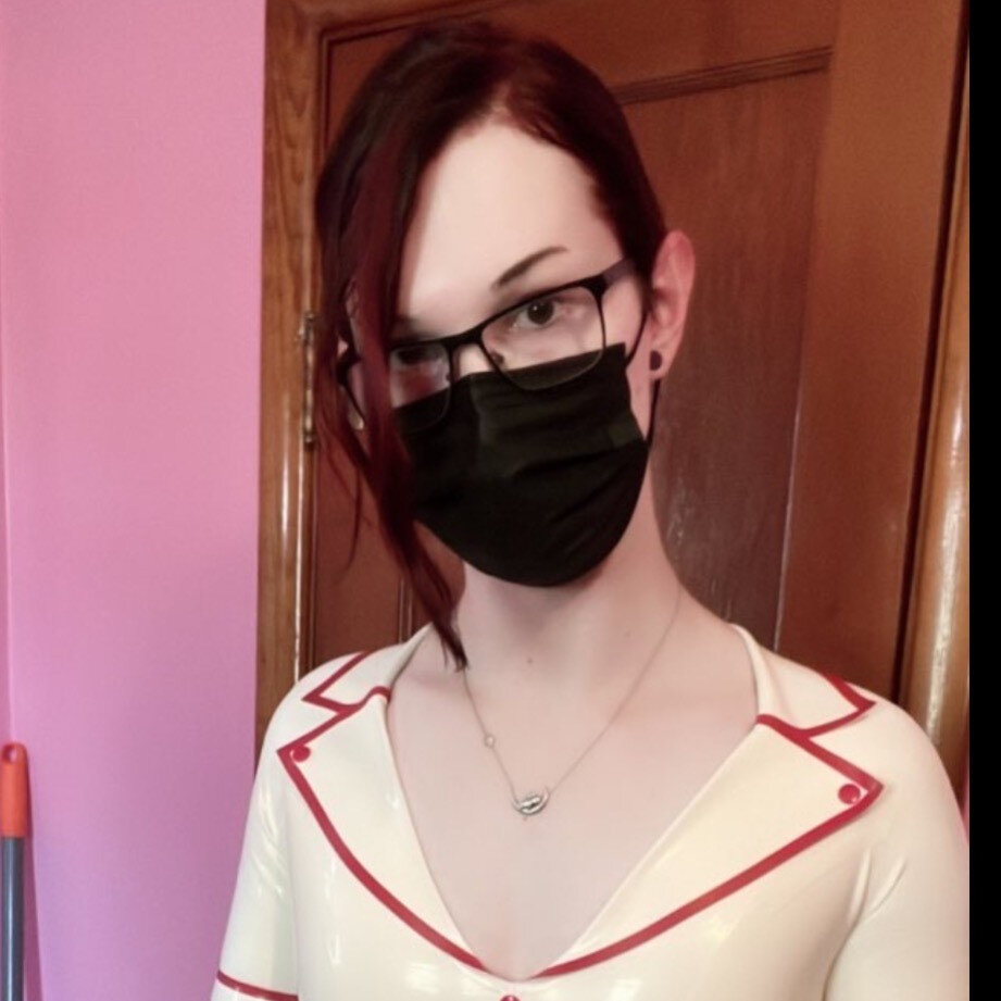 dahlia (@dahlia_doom), OnlyFans creator