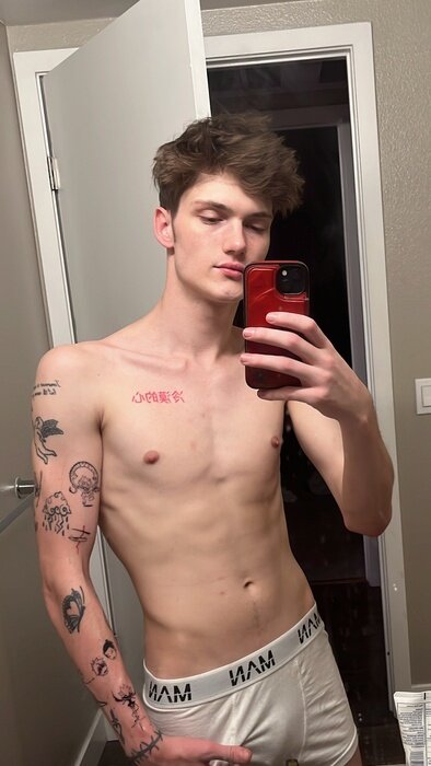 Daltonkirkster (@daltonkirkster), OnlyFans creator