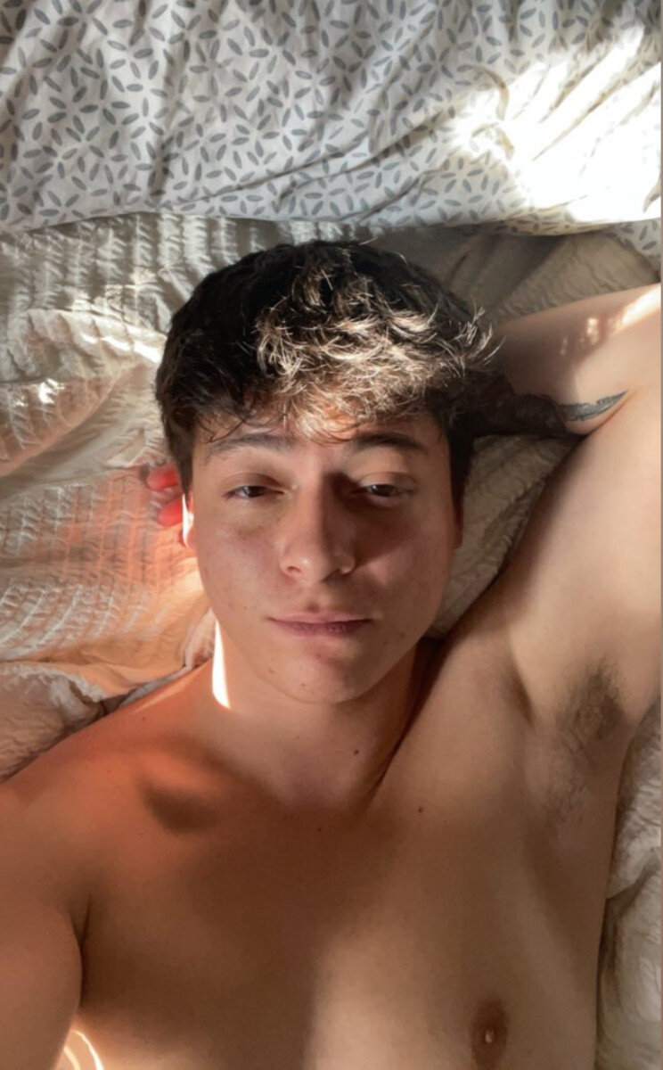 Danieldelucaxxx (@danieldelucaxxx), OnlyFans creator